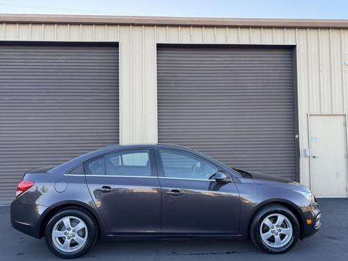 2015 Chevrolet Cruze 1LT