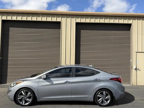 2015 Hyundai ELANTRA Limited