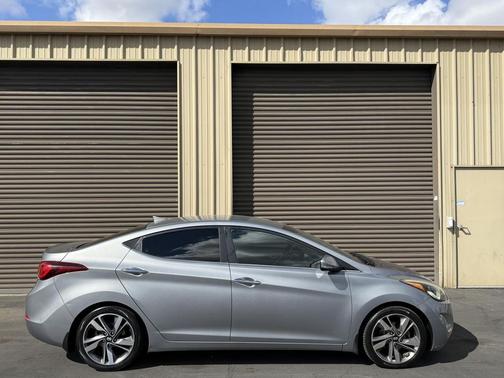 2015 Hyundai ELANTRA Limited