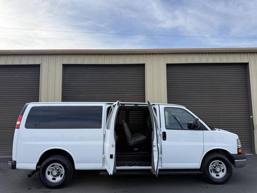 2014 Chevrolet Express 3500 LT