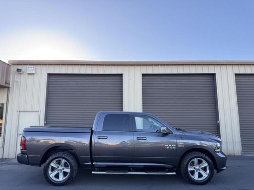 2016 RAM 1500 Sport