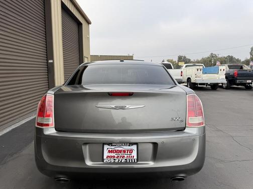 2012 Chrysler 300 S