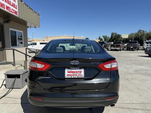 2014 Ford Fusion Hybrid S