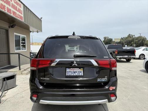 2018 Mitsubishi Outlander PHEV GT