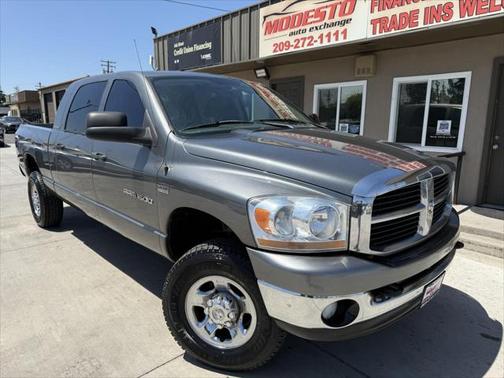 2006 Dodge Ram 1500 SLT Mega Cab
