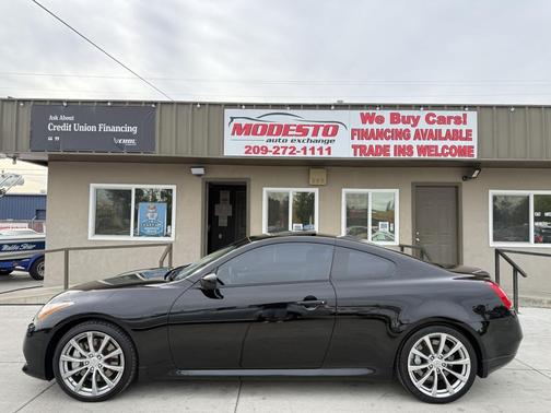2010 INFINITI G37 Sport