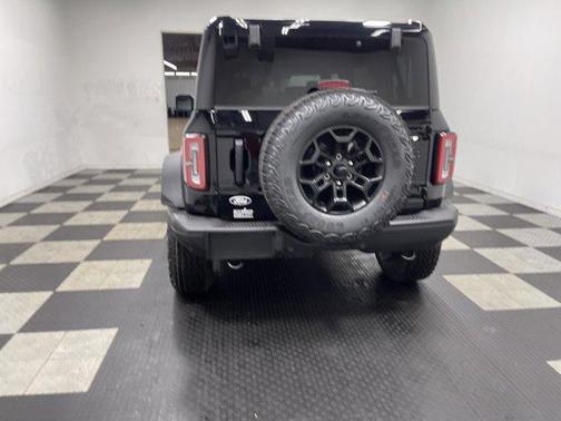 Shadow Black 2026 Ford Bronco Badlands