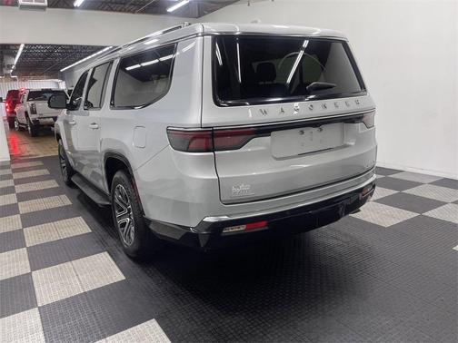 2023 Jeep Wagoneer L Series II