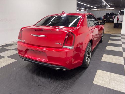 Redline Red Tricoat Pearl 2016 Chrysler 300 S