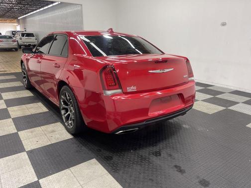 Redline Red Tricoat Pearl 2016 Chrysler 300 S