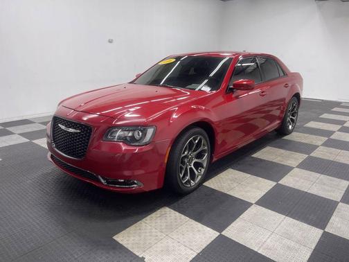Redline Red Tricoat Pearl 2016 Chrysler 300 S