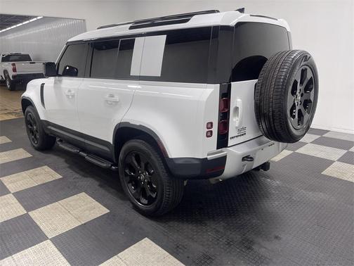 2025 Land Rover Defender P300