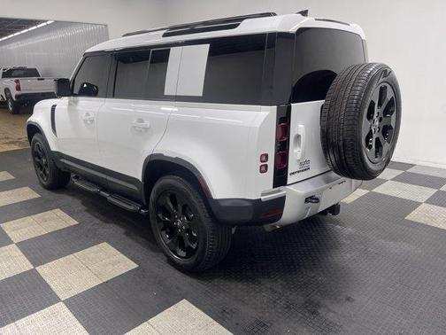 2025 Land Rover Defender P300