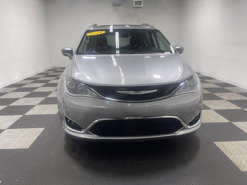 2018 Chrysler Pacifica Touring-L Plus