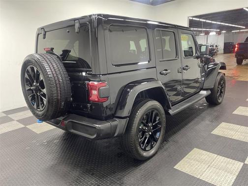2022 Jeep Wrangler Unlimited 4xe Sahara
