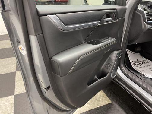Sterling 2024 GMC Acadia Elevation