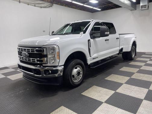 2025 Ford F-350 XLT