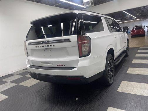 Summit White 2021 Chevrolet Suburban RST