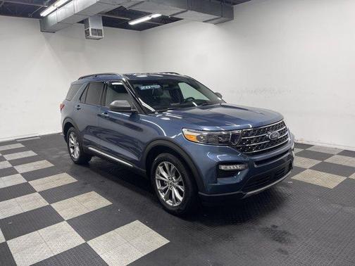 Blue Metallic 2020 Ford Explorer XLT