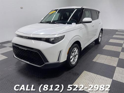 2024 Kia Soul LX