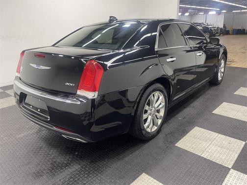 2019 Chrysler 300 Limited