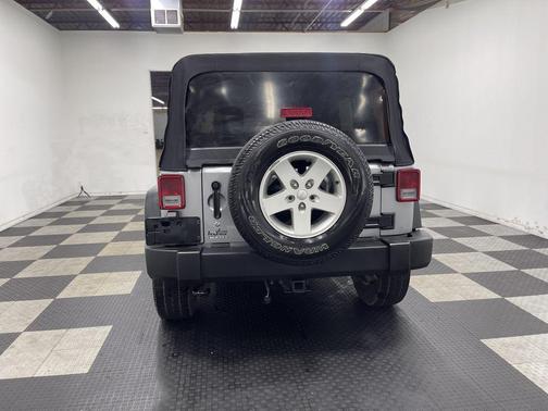 Billet Silver Metallic Clearcoat 2015 Jeep Wrangler Unlimited Sport