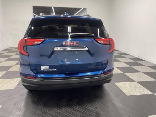 2021 GMC Terrain SLE