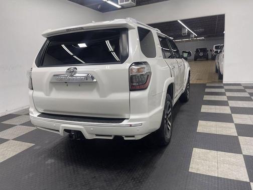 Blizzard Pearl 2016 Toyota 4Runner Limited
