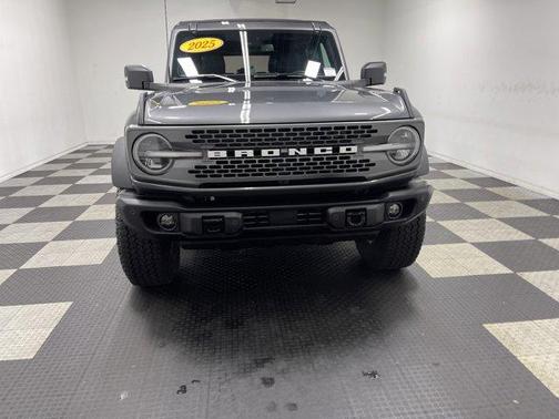 Gray Metallic 2025 Ford Bronco Badlands