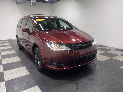 2020 Chrysler Pacifica Launch Edition