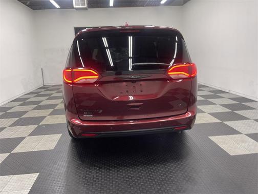2020 Chrysler Pacifica Launch Edition