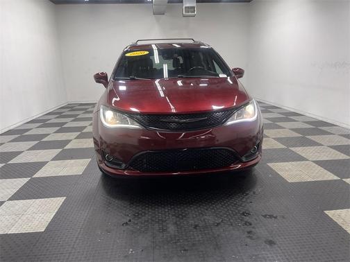 2020 Chrysler Pacifica Launch Edition