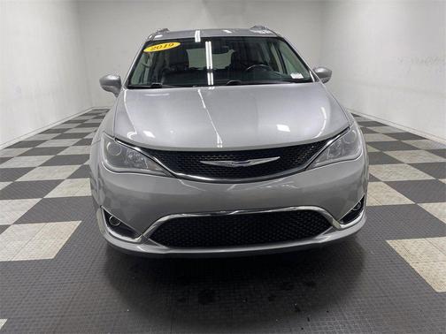2019 Chrysler Pacifica Touring-L Plus