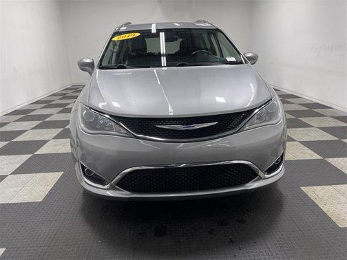 2019 Chrysler Pacifica Touring-L Plus