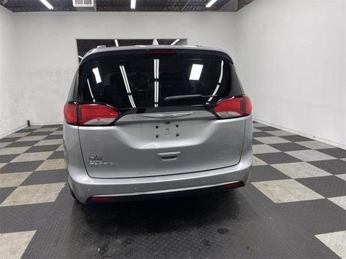 2019 Chrysler Pacifica Touring-L Plus