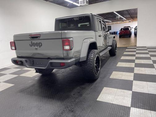 Sting Gray Clearcoat 2020 Jeep Gladiator Sport