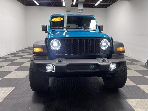 2024 Jeep Wrangler Sport