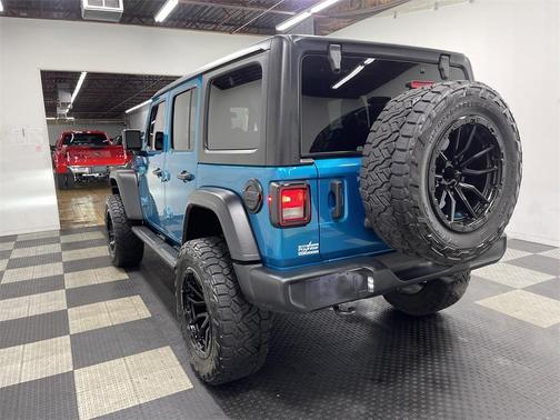 2024 Jeep Wrangler Sport