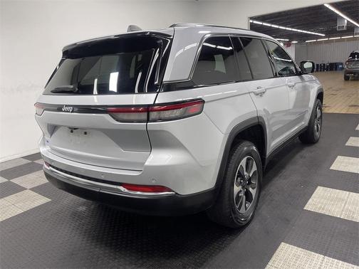 2023 Jeep Grand Cherokee 4xe Base