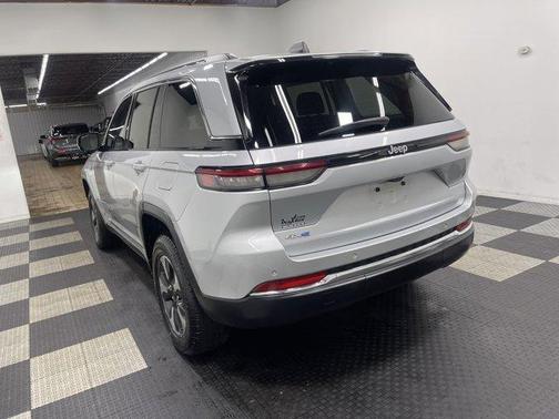 2023 Jeep Grand Cherokee 4xe Base