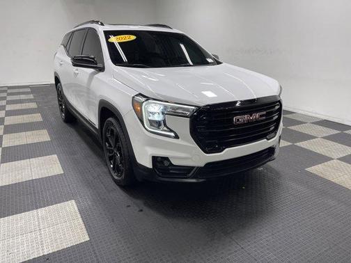 2022 GMC Terrain SLT