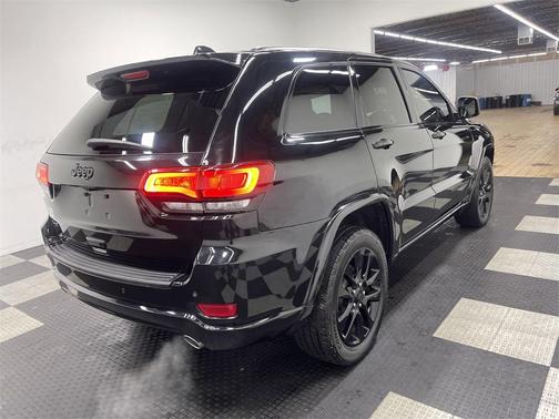 2019 Jeep Grand Cherokee Altitude
