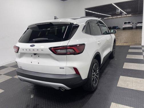 2025 Ford Escape PHEV
