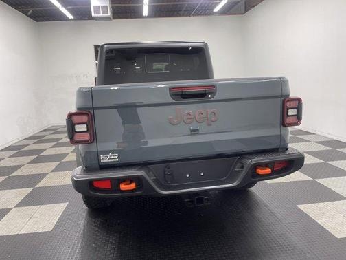 2025 Jeep Gladiator Mojave