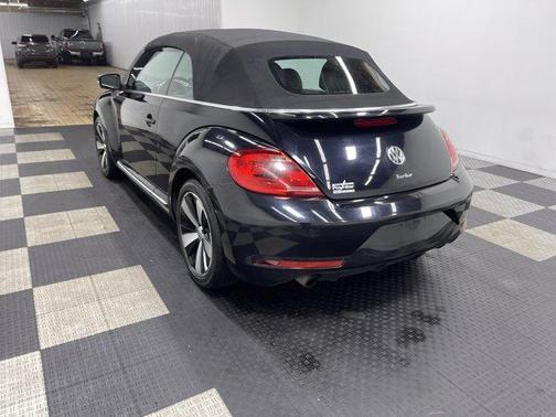 2014 Volkswagen Beetle 2.0T R-Line