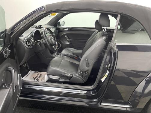 2014 Volkswagen Beetle 2.0T R-Line