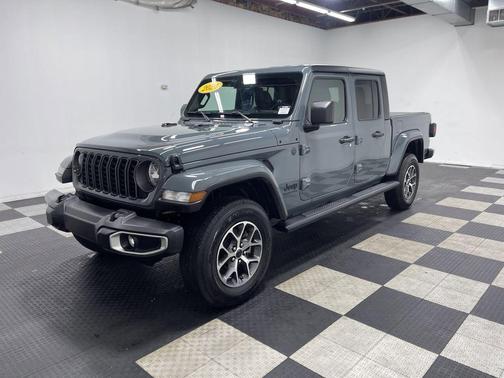 Anvil Clearcoat 2024 Jeep Gladiator Sport