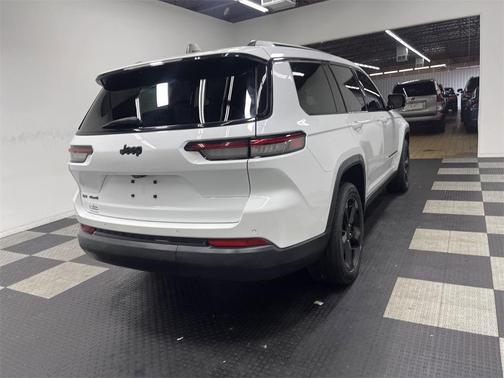 2021 Jeep Grand Cherokee L Laredo