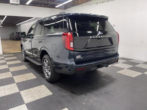 Stone Blue Metallic 2026 Ford Expedition Active
