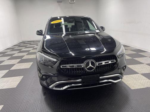 Black 2025 Mercedes-Benz GLA 250 Base